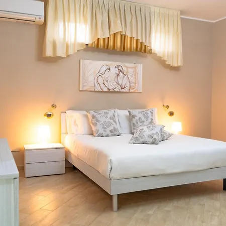 Aura Villa *